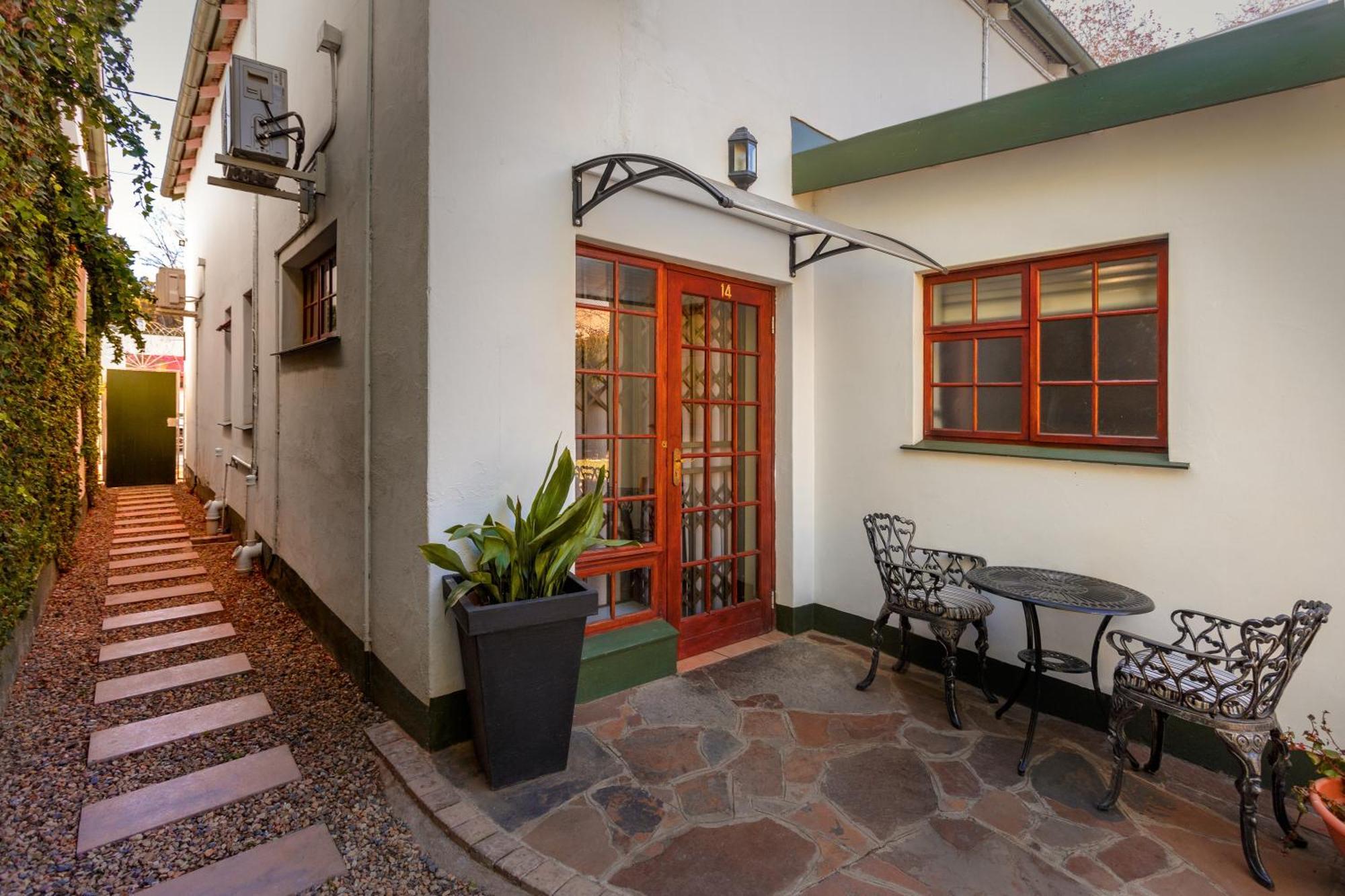 Horse And Mill Guesthouse Colesberg Exterior foto
