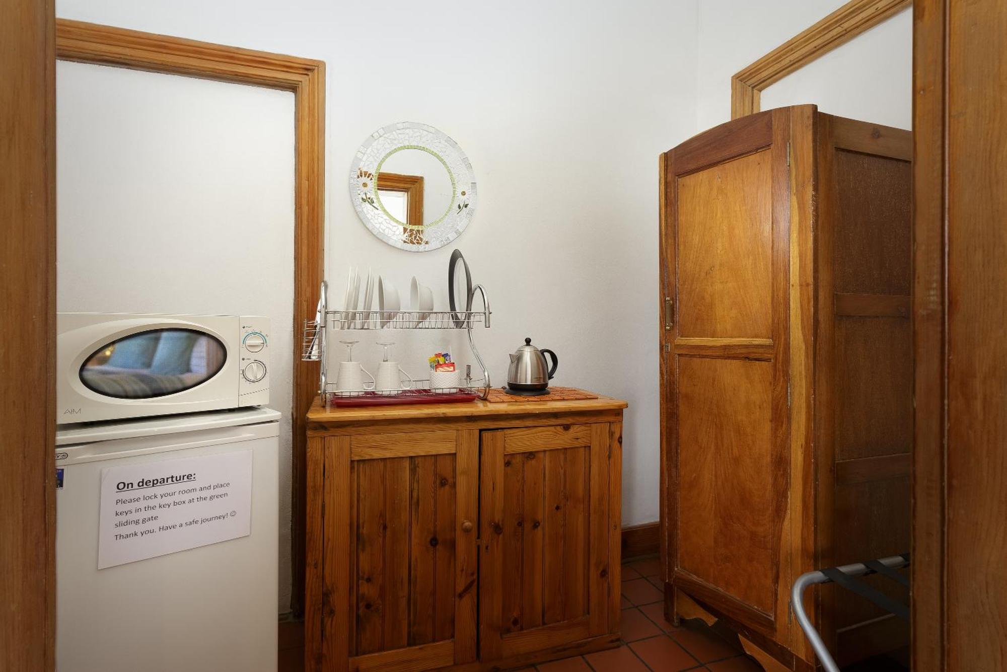 Horse And Mill Guesthouse Colesberg Exterior foto