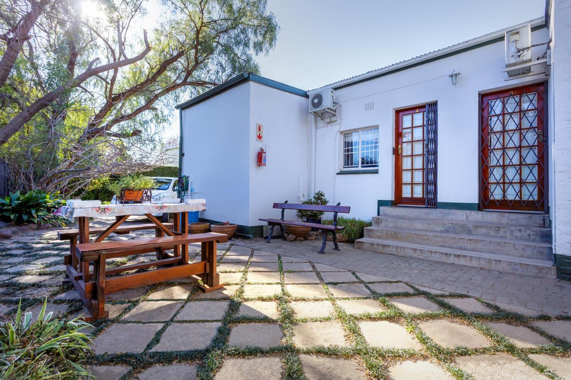 Horse And Mill Guesthouse Colesberg Exterior foto